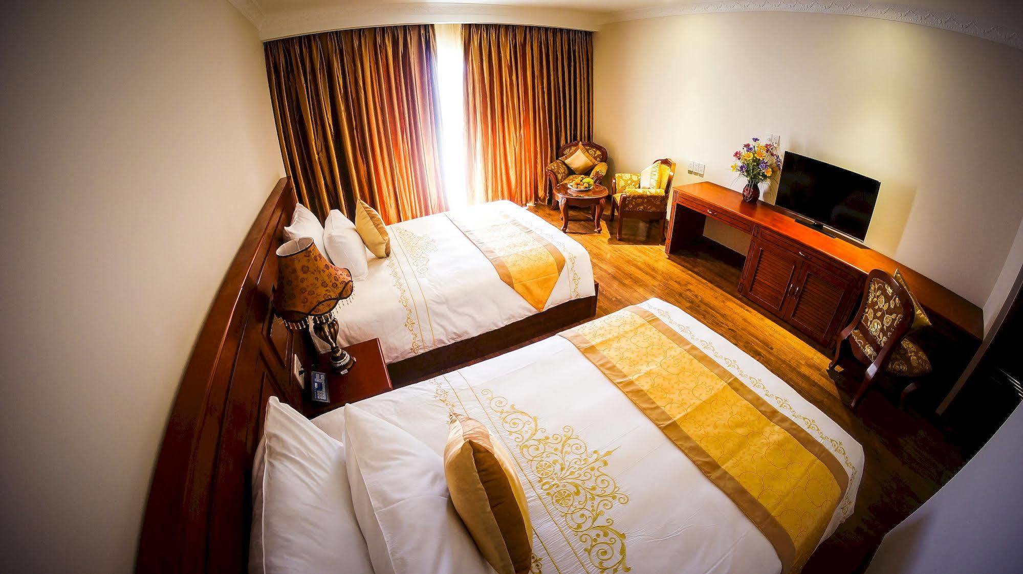 Nha Trang Palace Hotel Екстер'єр фото