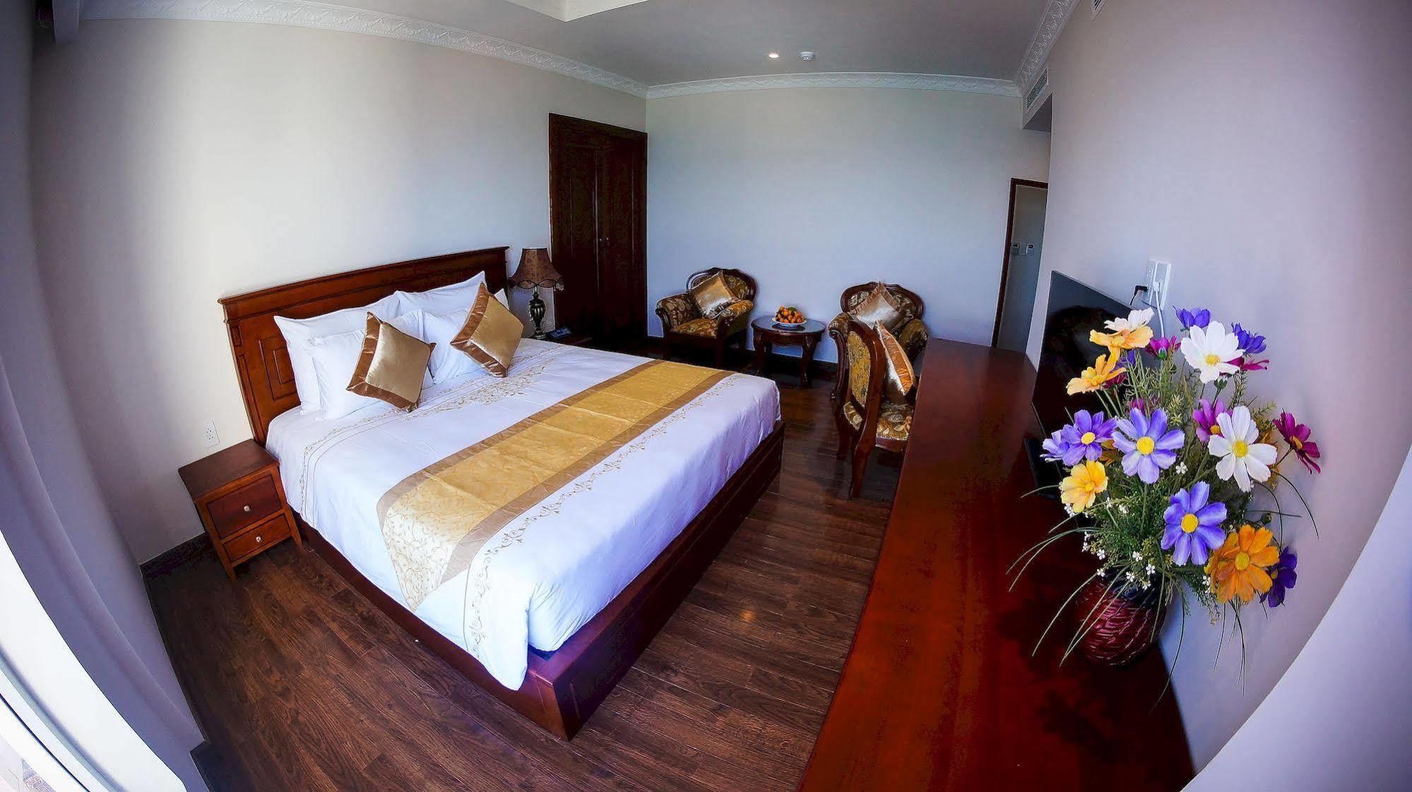 Nha Trang Palace Hotel Екстер'єр фото